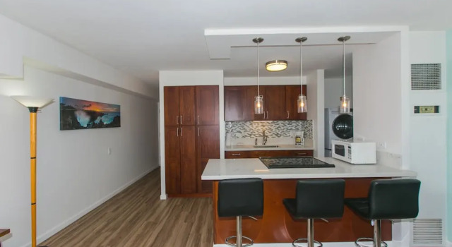 Discovery Bay 3505 1 Bedroom Condo