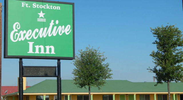 Executive Inn Fort Stockton, Rezerwuj Hotel Hotele w Fort Stockton z parkingiem, Parking
