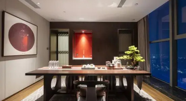 Люкс с видом на озеро QIANNAHOTEL SPLENDOR（Zhengzhou East Railway Station Longzihu University District）