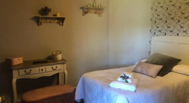 FINCA VERGEL Alojamiento con encanto habitaciones con baño, Book Hotel Hotels in Extremadura with a Pool, Swimming Pool