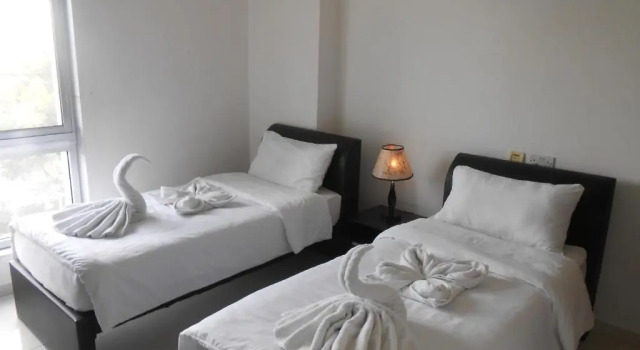 Трёхместный номер Luxury Seven Days Hotel