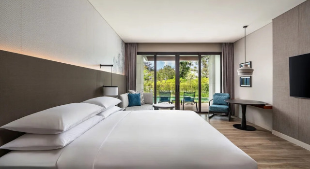 Двухместный номер с доступом в бассейн Deluxe Khao Lak Marriott Beach Resort & Spa