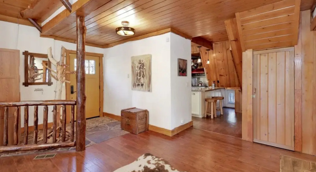 2164-fawnskin Tree House 3 Bedroom Home by Redawning