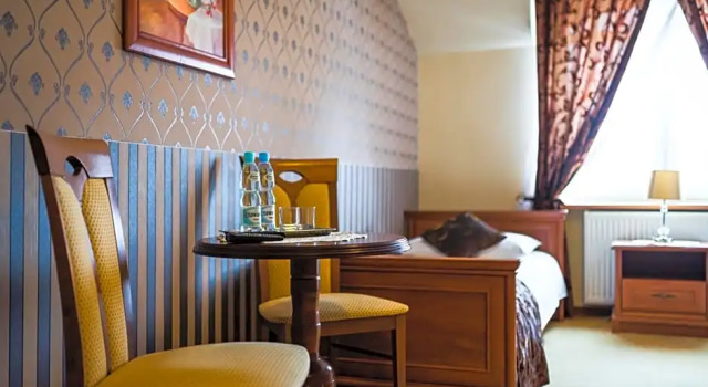 Hotel Pałac Akropol, Réserver Hôtel Hôtels à Lubelskie avec parking, Parking