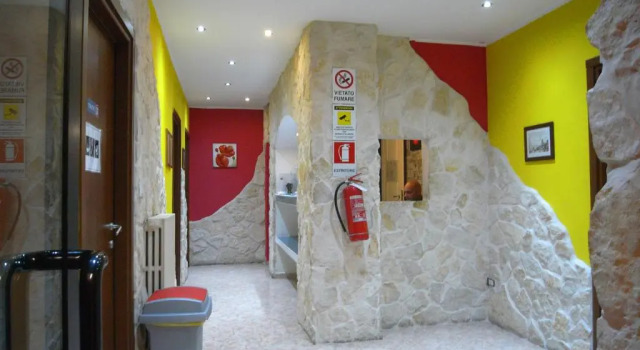 Кровать в общем номере (женский номер) Hostel California