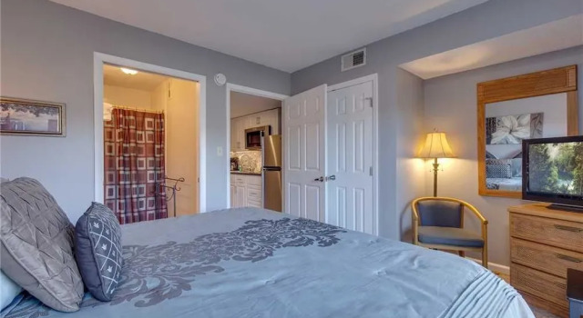 Laurel Inn 208 - One Bedroom Cabin, Забронировать Отель Отели Гатлинберг с бассейном, Бассейн