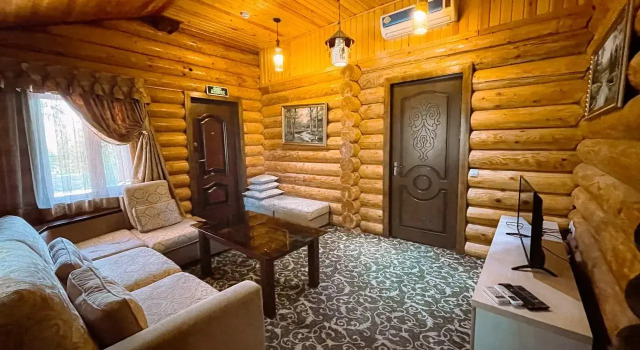 Golden Fish Group (Golden Fish Group), Prenota Hotel Urtasaray 