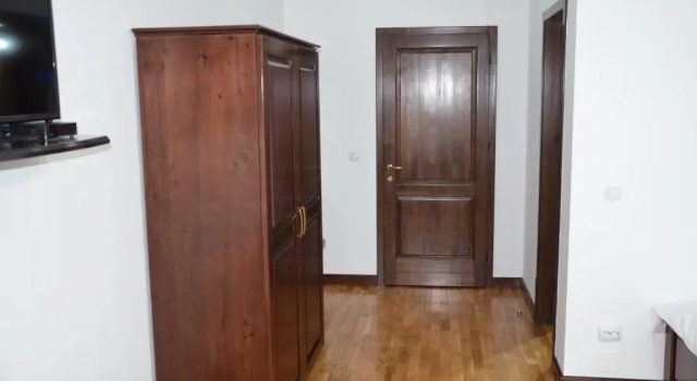Pensiunea Zana Muntilor, Book Hotel  
