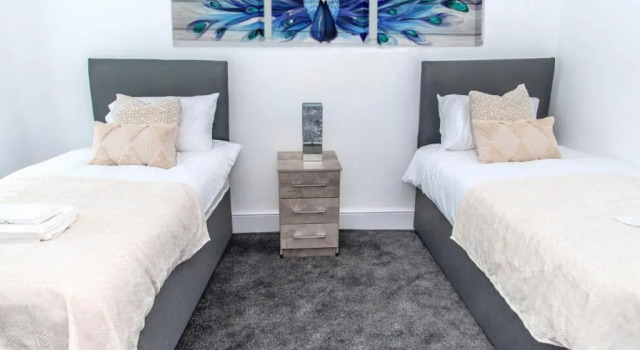 Luxurious Cosy 4-bed in the heart of Birmingham, Varaa Hotelli Birmingham West Midlands