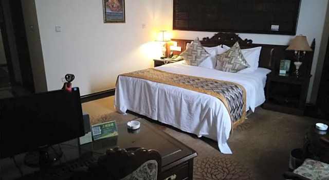 Одноместный номер Standard Jindu Crown Hotel