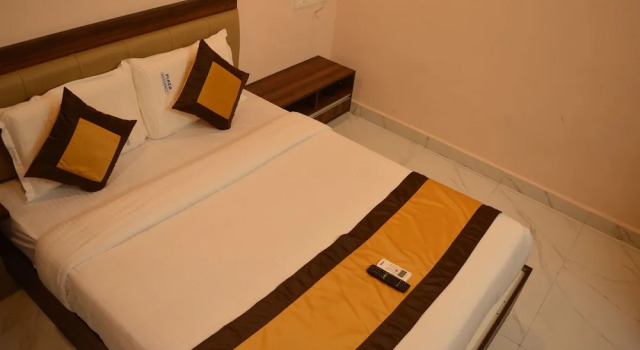 Hotel Plaza Residency, Забронировать Отель BTM Layout Бангалор, рядом с Торговый центр The Forum