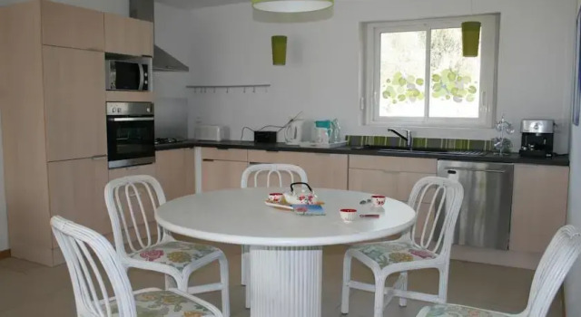 Villa Pergola, Book Villa Cottages in Le Pouget, Cottage