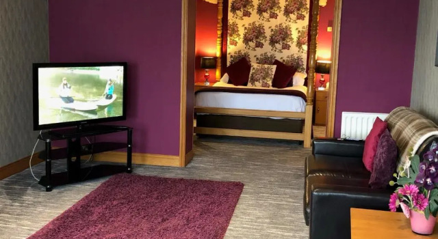 Номер Standard Royal Court Hotel