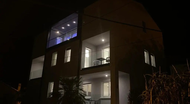 Apartments Hemetek, Prenota Appartamento Hotel a Isole Quarnerine con parcheggio, Parcheggio