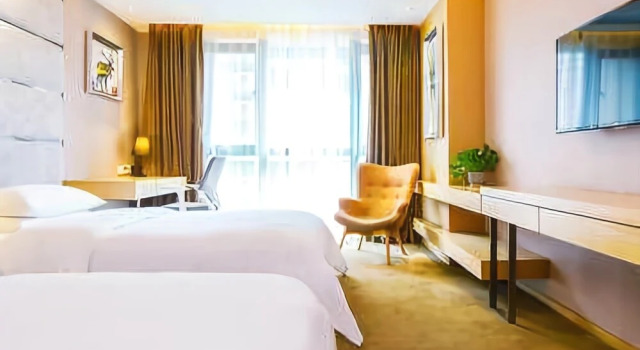Cypress Hotel