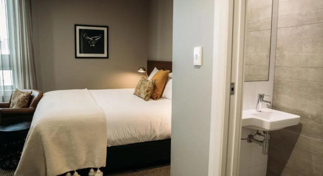 Люкс Business King and Queen Hotel Suites