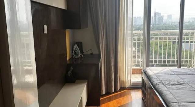 Luxurious Gurugram Apartment for Rent - Entire House With City & Garden Views, Varaa Huoneisto Gurgaon 