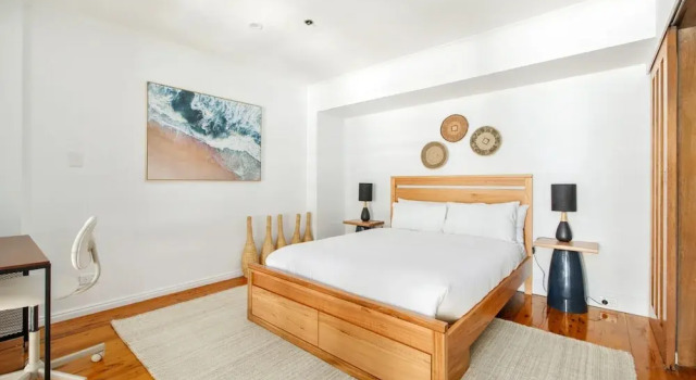 Stylish Inner City 2-bed Unit by Fig Lane Park, Забронировать Апартаменты/квартира Сидней Sydney Region, рядом с Австралийский национальный морской музей