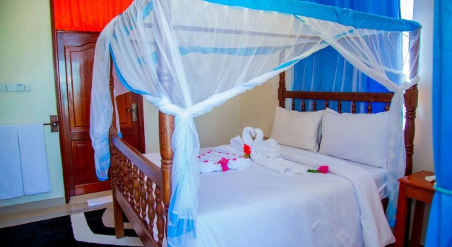 Pwani Beach Boutique Hotel Zanzibar, Забронировать Бутик-отель Отели Пвани-Мчангани с бассейном, Бассейн