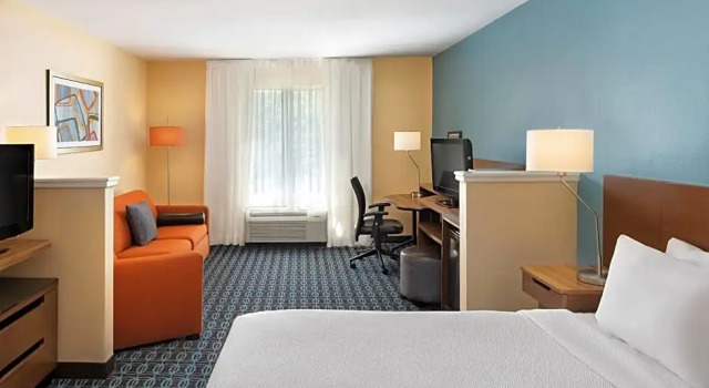 Двухместный люкс Fairfield Inn & Suites Raleigh Durham Airport Research Triangle Park