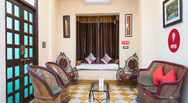 OYO 11544 Home Heritage Stay Near Lake Pichola