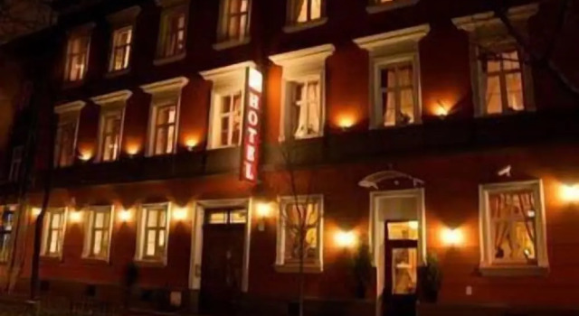 Old Time Aparthotel, Забронировать Апарт-отель Краков Малопольское воеводство, рядом с Аттракцион «Аллея потерянных душ»