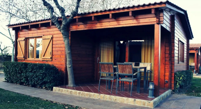 Бунгало Deluxe Camping Els Ports