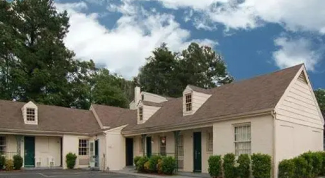 Rodeway Inn Midtown, Book Hotel Williamsburg Virginia, nær Kaplan Arena