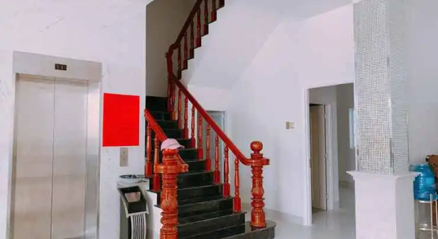 Royal Hotel, Buchen Sie Hotel Bạc Liêu 