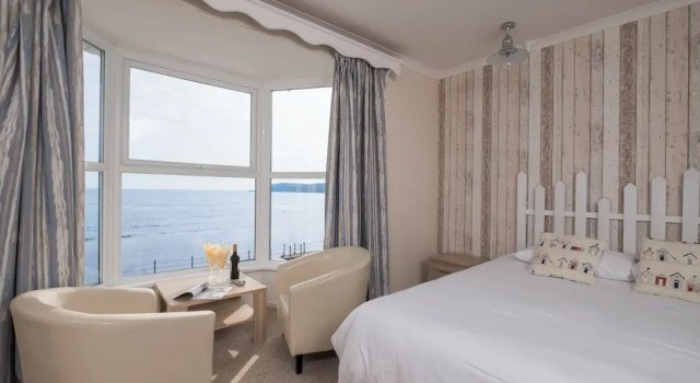Standard- firedobbelt værelse med havudsigt The Lugger Inn