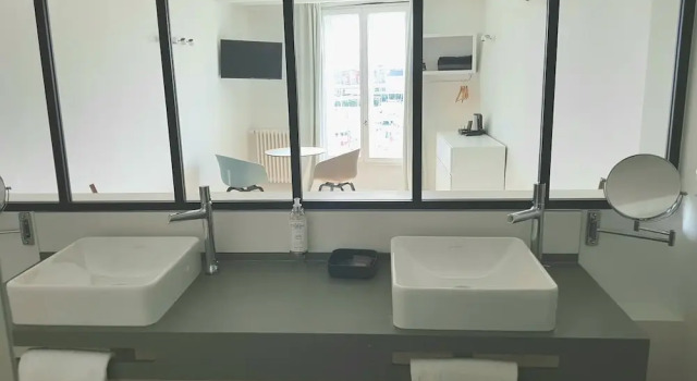 Двухместный номер Superior с видом на гавань Hotel La Marine, Vieux Port