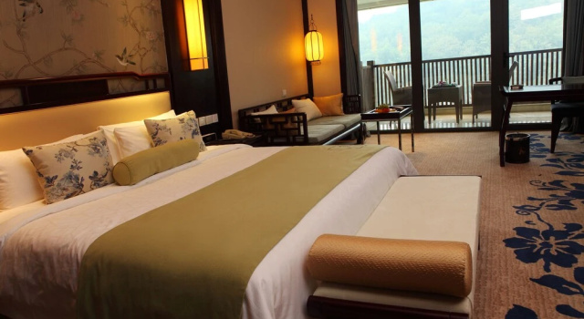 Двухместный номер Standard с видом на озеро CiXi Hangzhou Bay Hotel