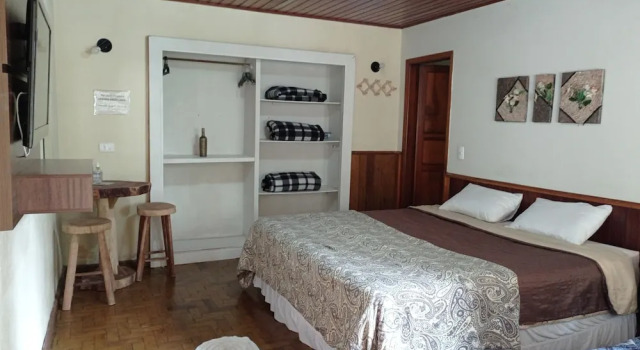Люкс Comfort A Nossa Casinha Capivari - 400m do Parque Capivari