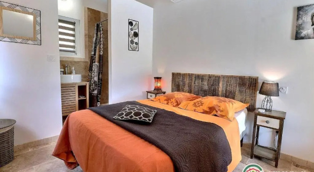 Villa LOpaline Ardèche 10 pers Piscine privée Chauffée Animaux admis Wifi, Забронировать Вилла Виллы Овернь-Рона-Альпы, Вилла
