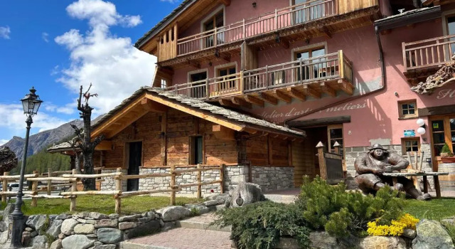 Шале HIBOU Chambres Affittacamere Cogne