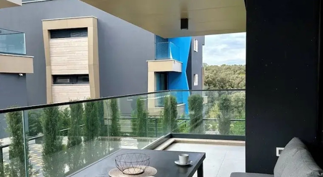Апартаменты Luxury Zados Luxury Residence
