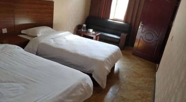 Junxian city gold fast hotel, Book Hotel Hebi Henan