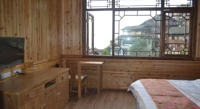 Longying Hotel