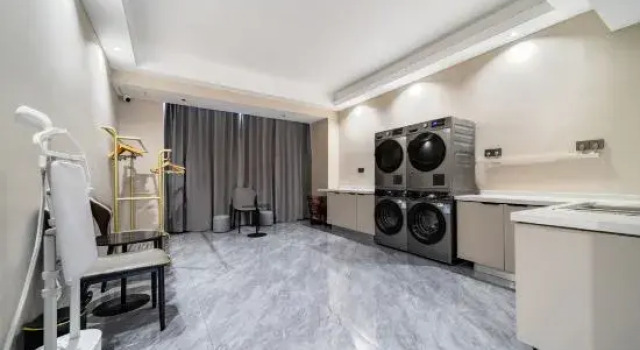 GM Select Hotel