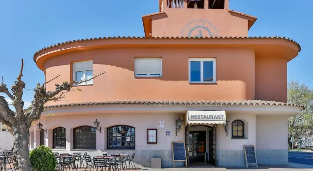Hostal Alberana, Book Hostel / Vandrerhjem Verges Baix Empordà