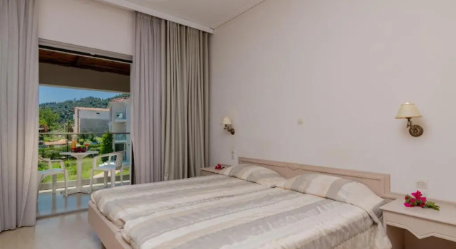 Katerina Palace Studio 2, Book Hotel Cheap Hotels in Argassi