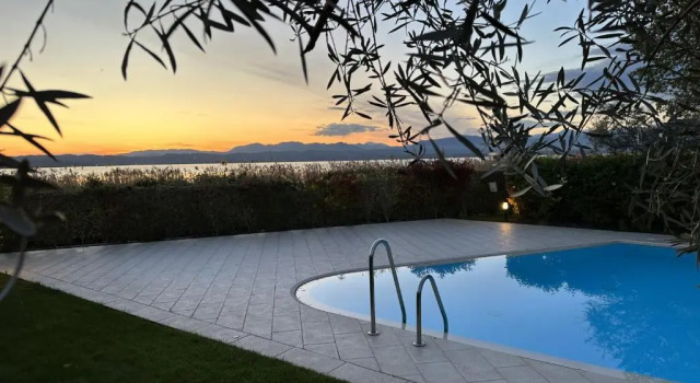 Апартаменты Deluxe Caesar Sirmione Luxury Apartment D8