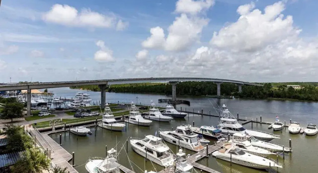 The Wharf by Meyer Real Estate, Boek Hotel Orange Beach 