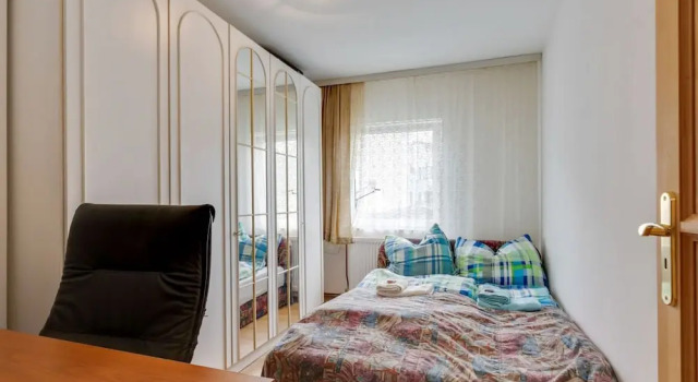 Lively Holiday Home in Wien With Private Garden, Rezervovat Hotel 21. Floridsdorf Vídeň