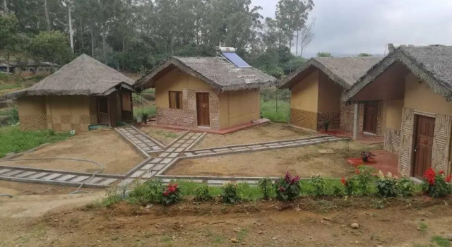 Jayasinghe Cottages & Food Court, Забронировать Отель Нувара-Элия 