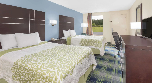 Четырёхместный номер Standard Days Inn by Wyndham Newberry South Carolina