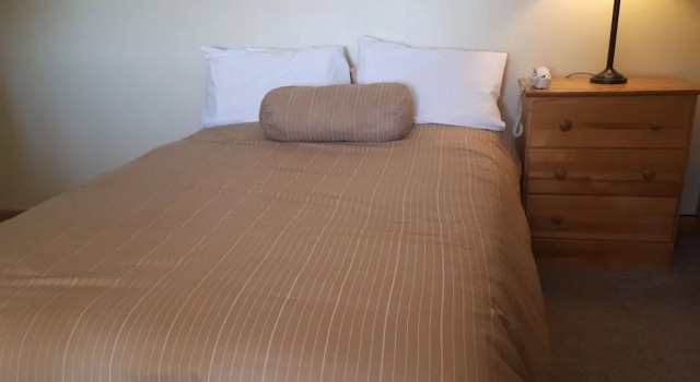 North Adventure Inn, Varaa Hotelli Cochrane Ontario