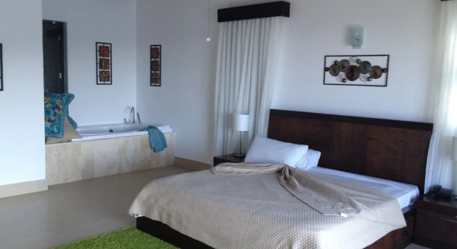 3br Villa with Vip Access - All Inclusive Program with Alcohol Included, Забронировать Вилла Коттеджи Сан-Фелипе-де-Пуэрто-Платы, рядом с Гольф-поле Лос Марлинс, Коттедж