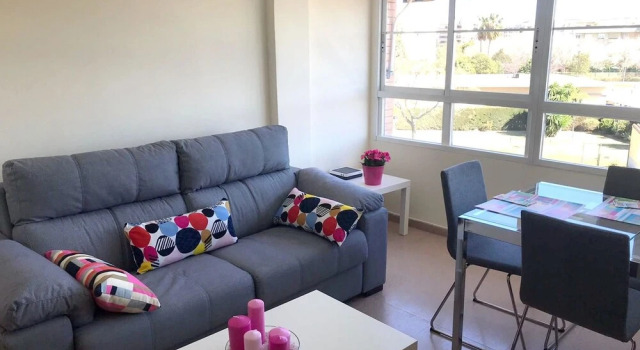 Apartment With 2 Bedrooms in Málaga, With Pool Access, Enclosed Garden, Забронировать Апартаменты/квартира Малага Коста-дель-Соль, рядом с Парк Оэсте