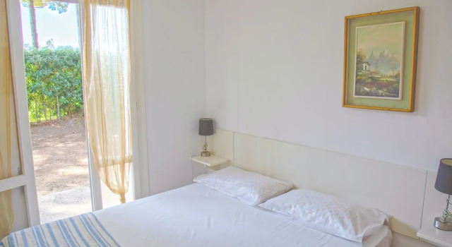 Apartment in Pine Forest Near the Beach, Забронировать Апартаменты/квартира Эраклеа Линьяно-Ривьера